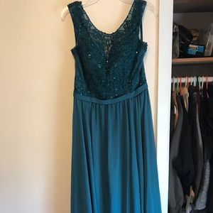 Mori Lee Bridesmaid Dress. Size 14.